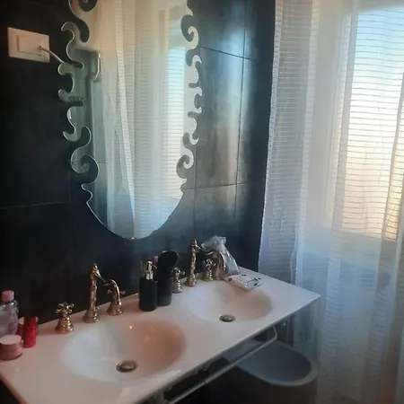 Apartment Quakey Luxury Rooftop *