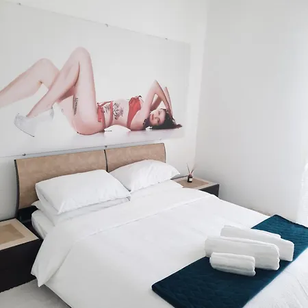 Apartment Quakey Luxury Rooftop